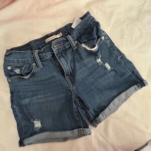 Blue jeans shirts Levi’s